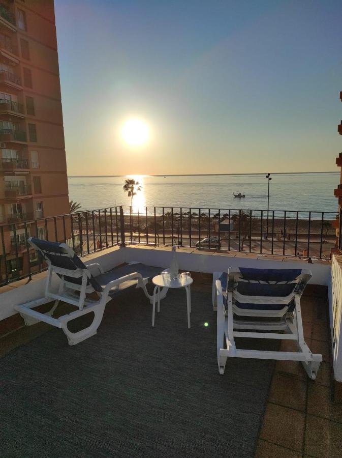 Atico Primera Linea Marina Beach Фуэнхирола Экстерьер фото