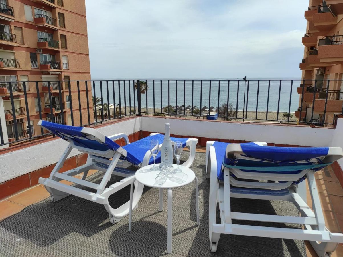 Atico Primera Linea Marina Beach Фуэнхирола Экстерьер фото